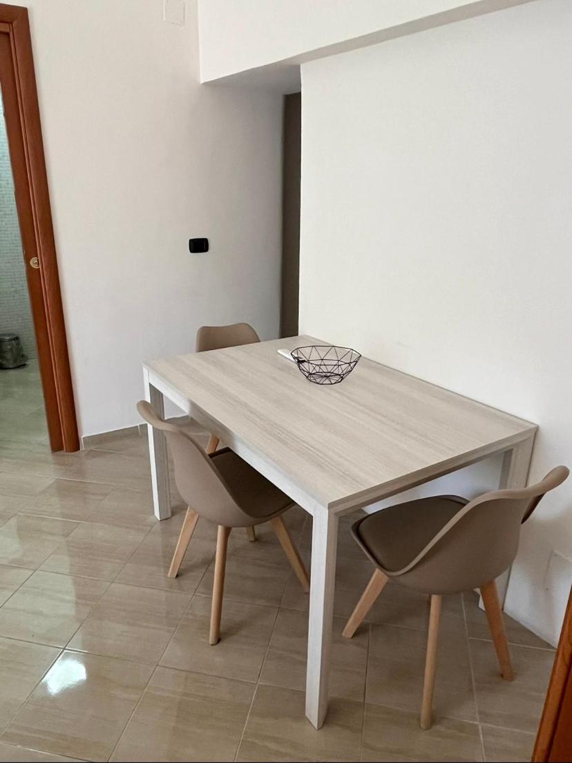 Napoli Sunny Charme Apartment Екстериор снимка